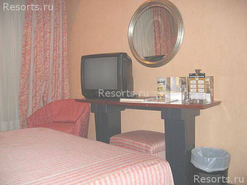 G.R. Louis Athens Hotel 24